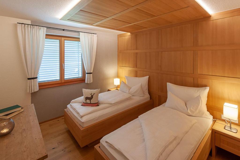 Ferienwohnung Smart Living Дамулс Екстериор снимка